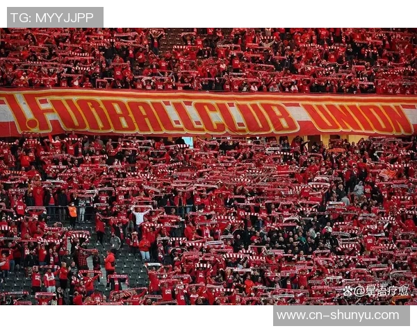 曼联推出全新标志设计,引发球迷热议 曼联推出全新标志设计,引发球迷热议