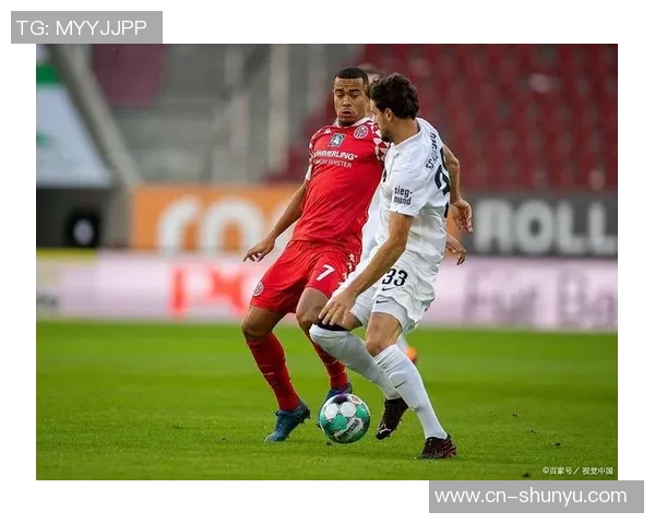 沃尔夫斯堡大胜汉诺威，贝辛格迎来首胜！