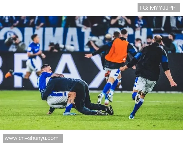 沙尔克04深陷保级泥潭，德甲降级危机愈发严重